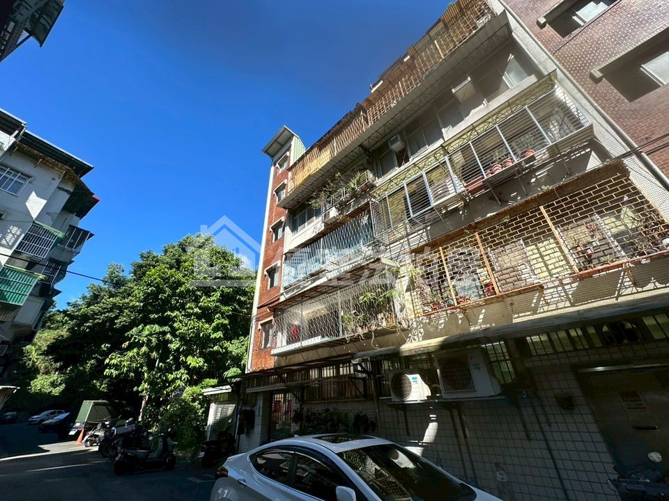 Uhomes