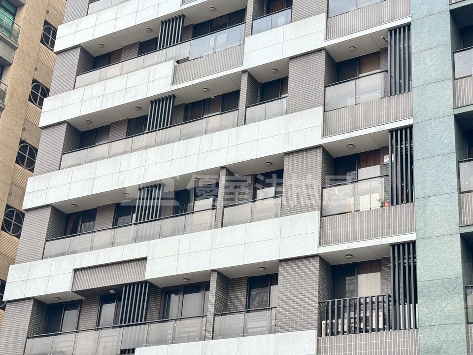Uhomes