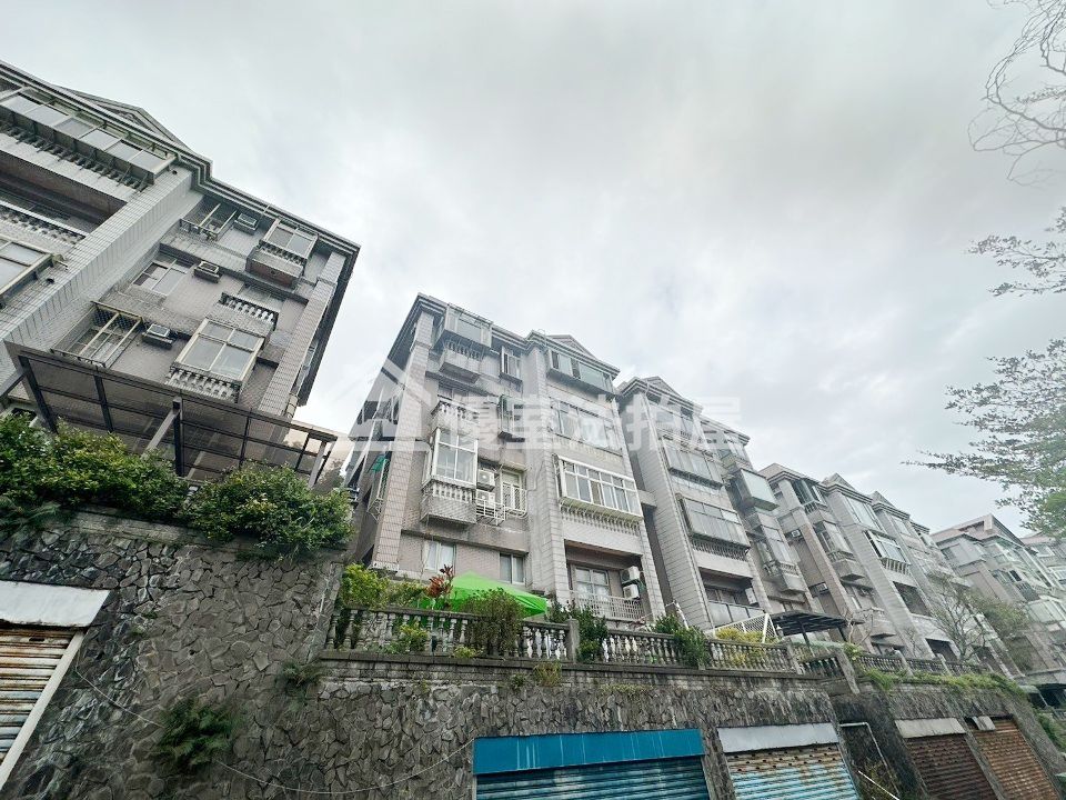 Uhomes