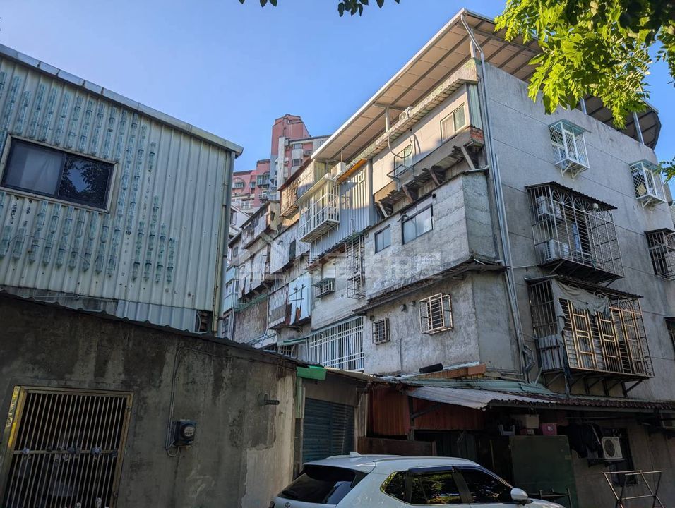 Uhomes