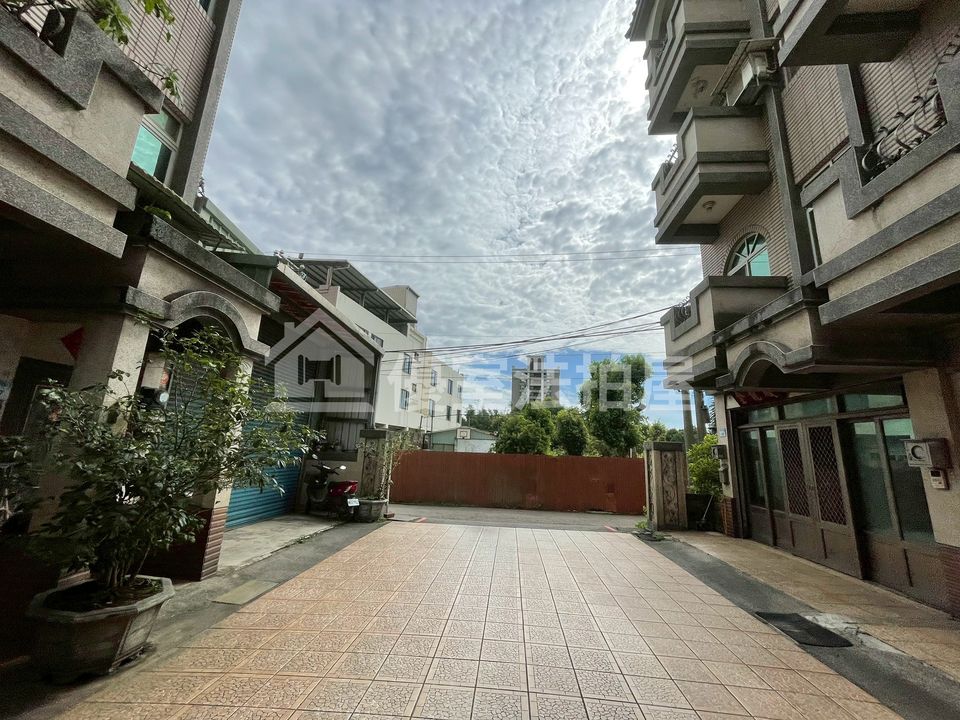 Uhomes