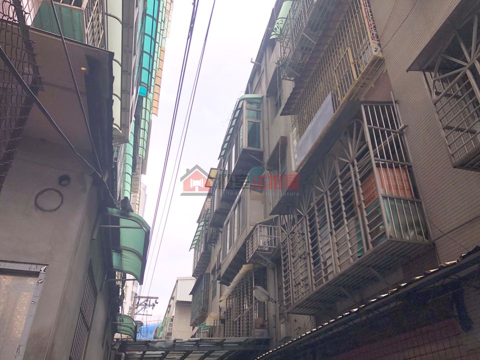 Uhomes