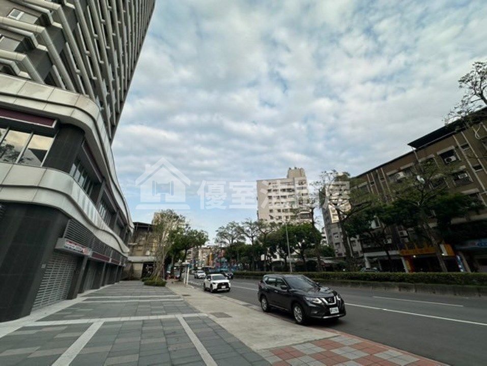 Uhomes