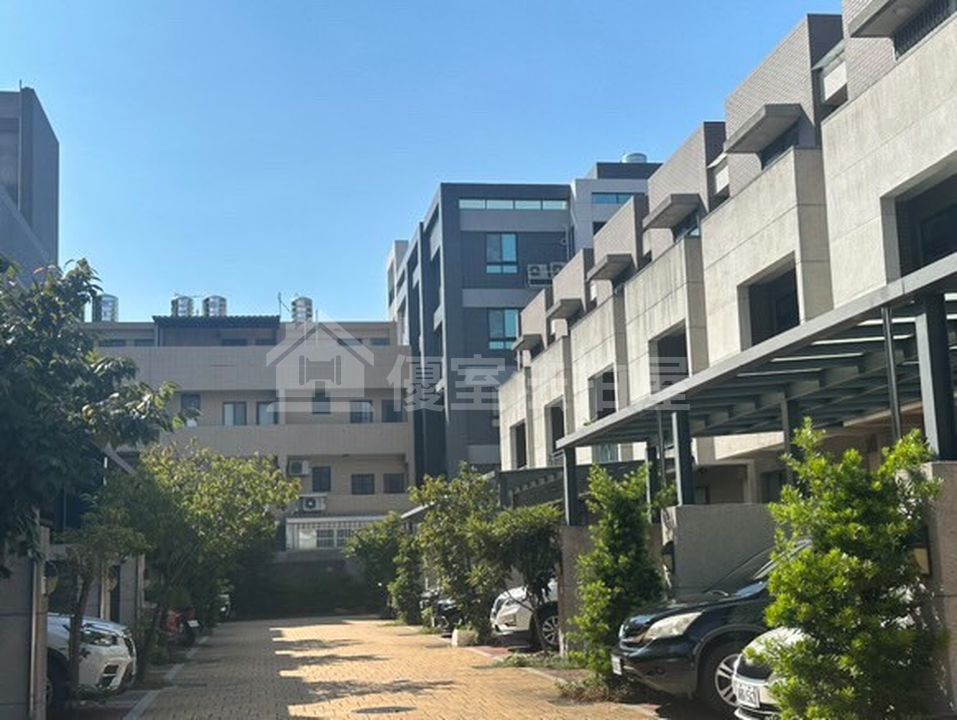 Uhomes