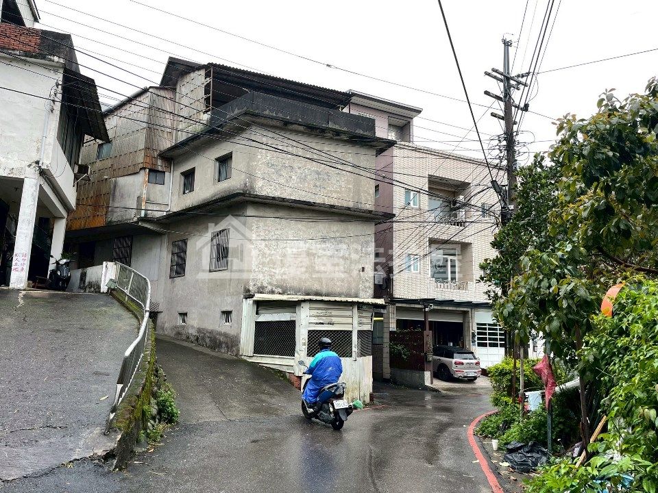 Uhomes