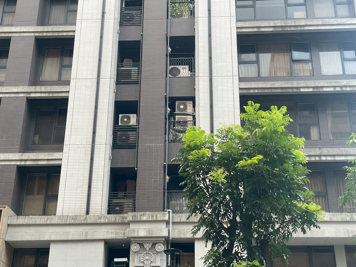 Uhomes