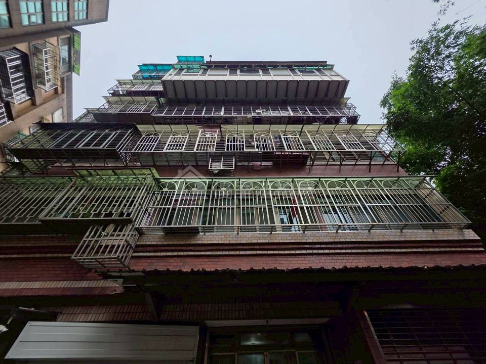 Uhomes