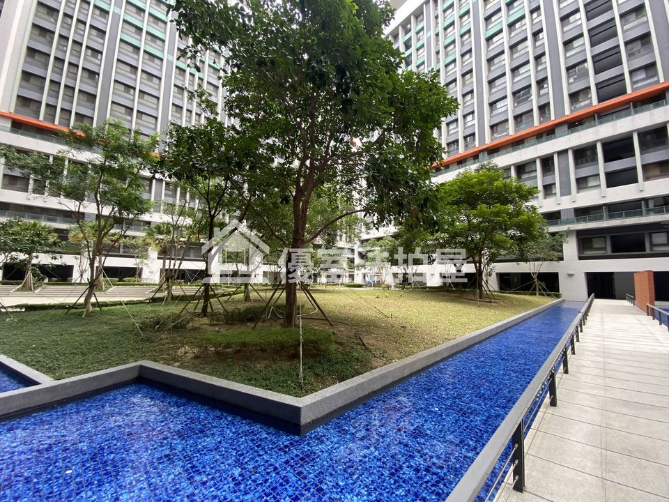 Uhomes