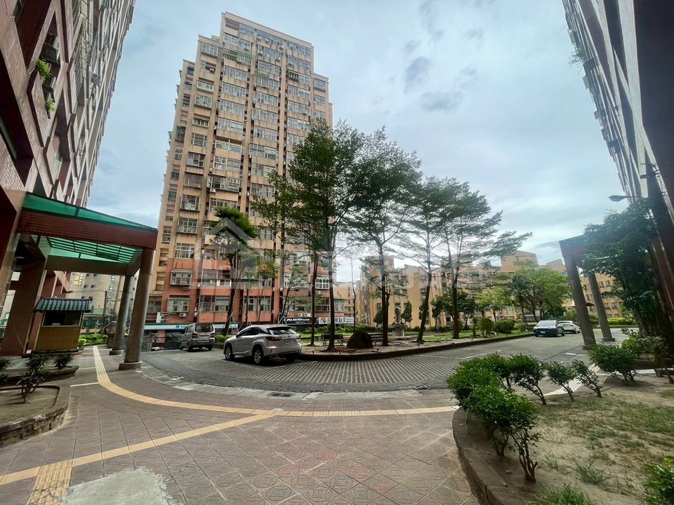 Uhomes