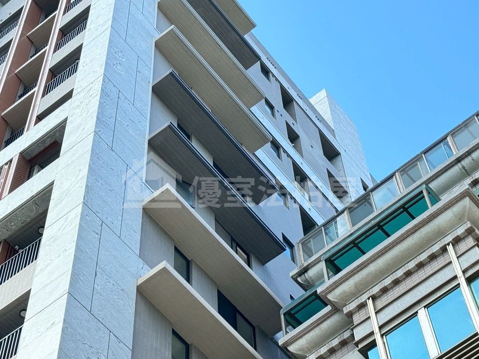 Uhomes