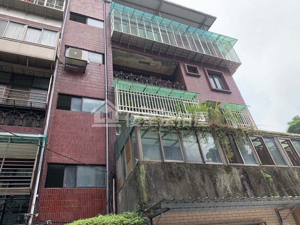 Uhomes