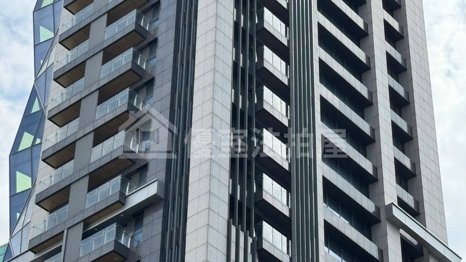 Uhomes