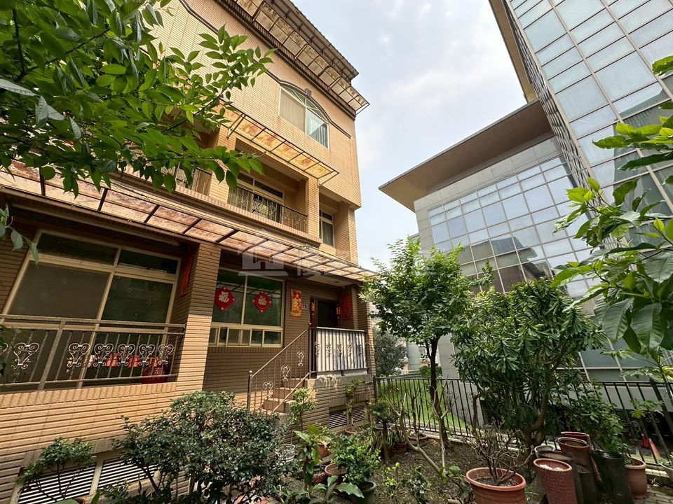 Uhomes