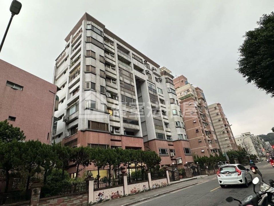Uhomes