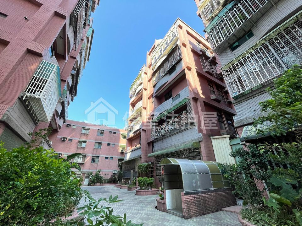 Uhomes