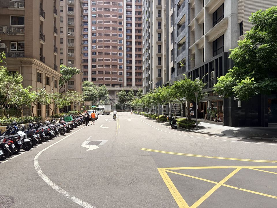 Uhomes