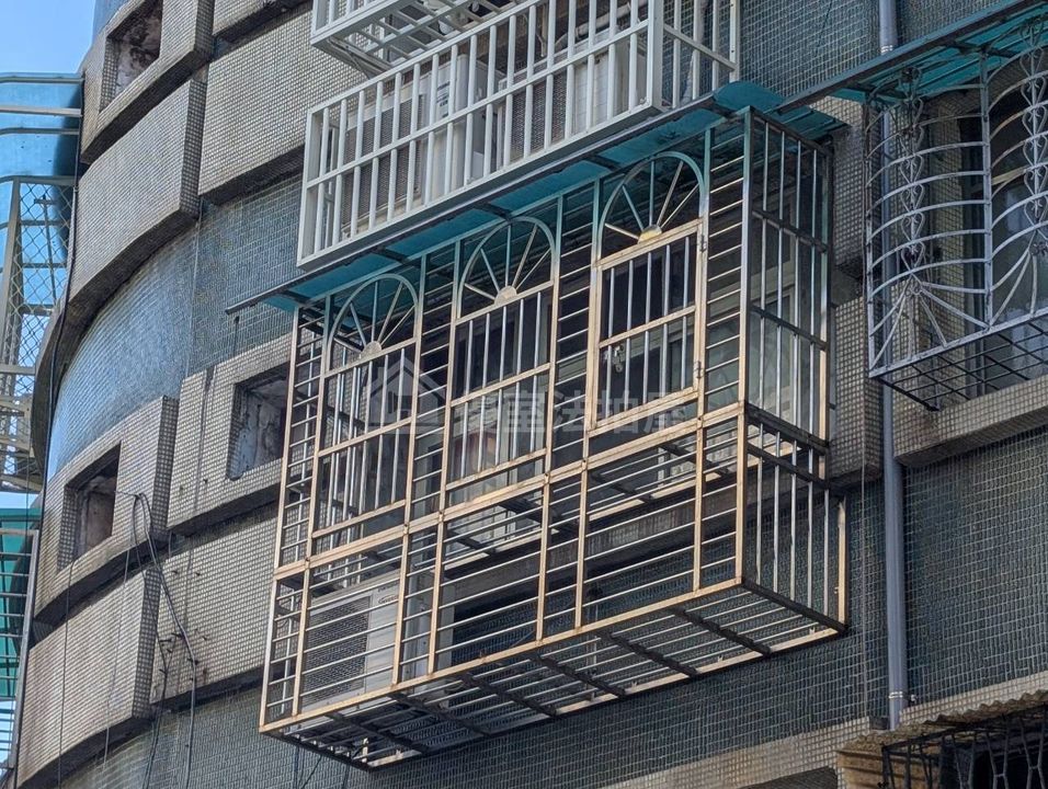 Uhomes