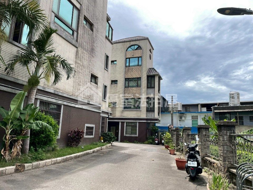 Uhomes