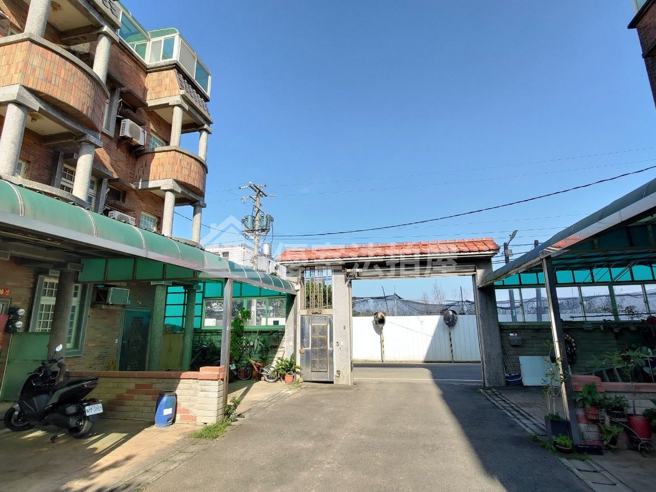 Uhomes