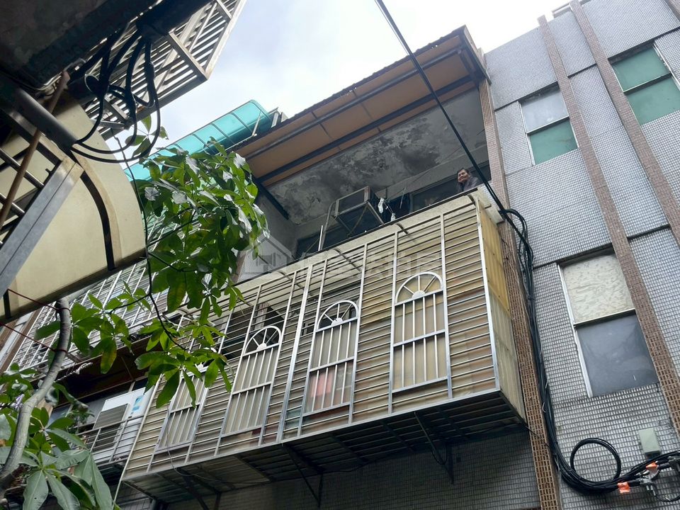 Uhomes