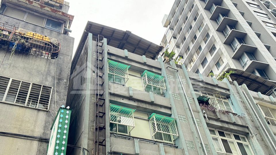 Uhomes