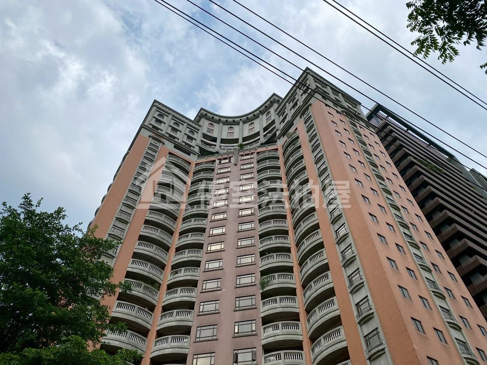 Uhomes