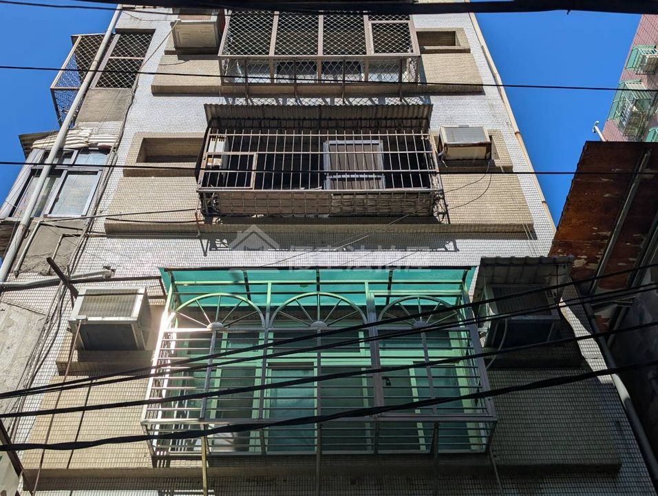 Uhomes
