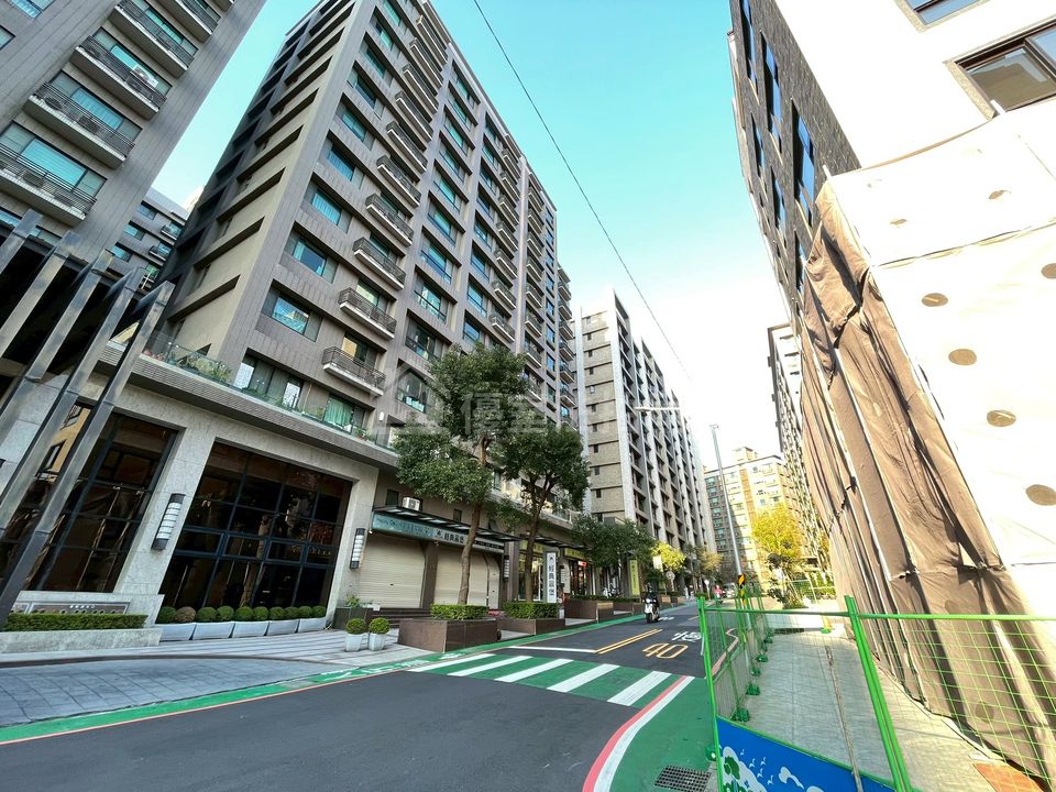 Uhomes