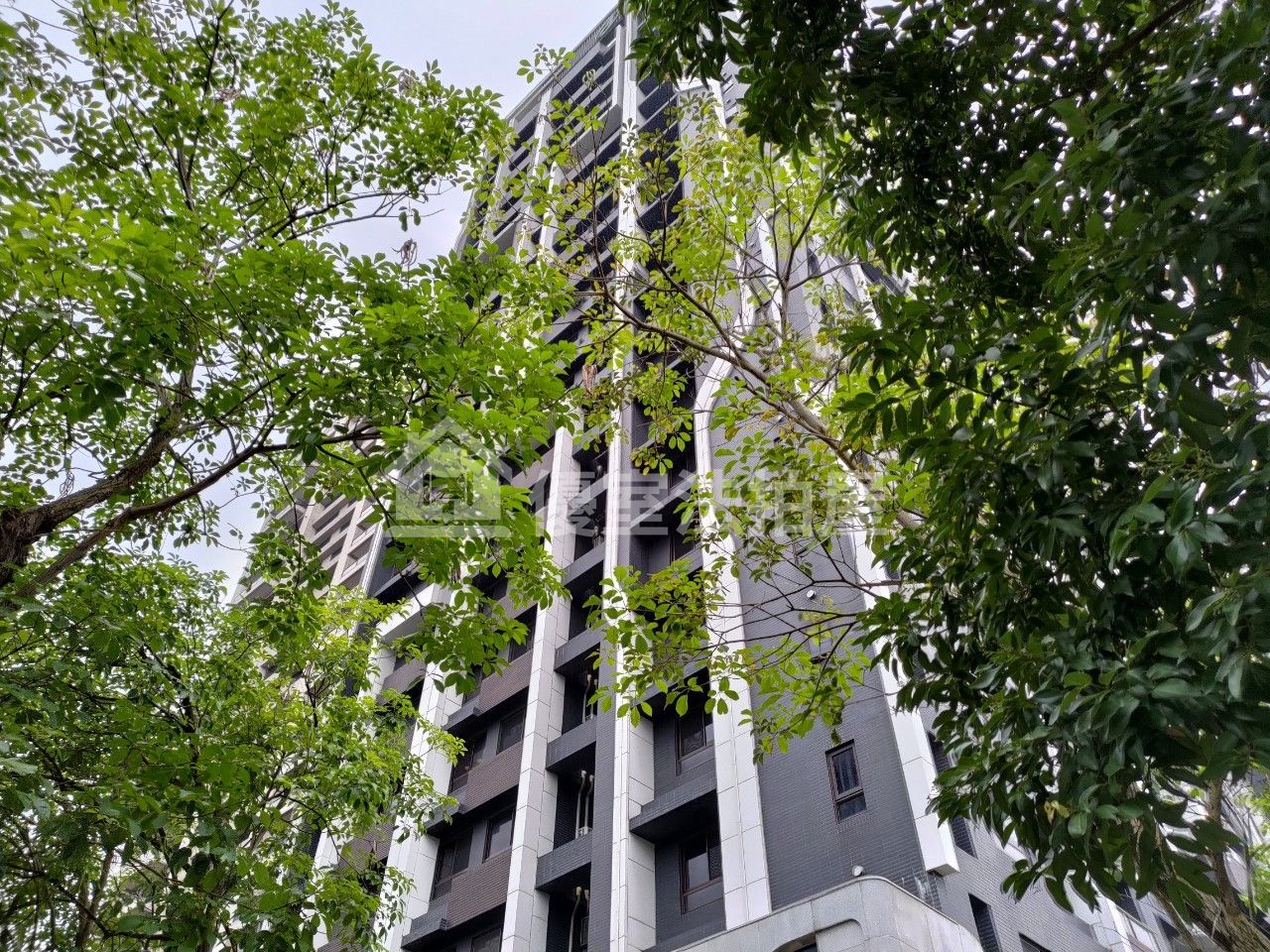 Uhomes