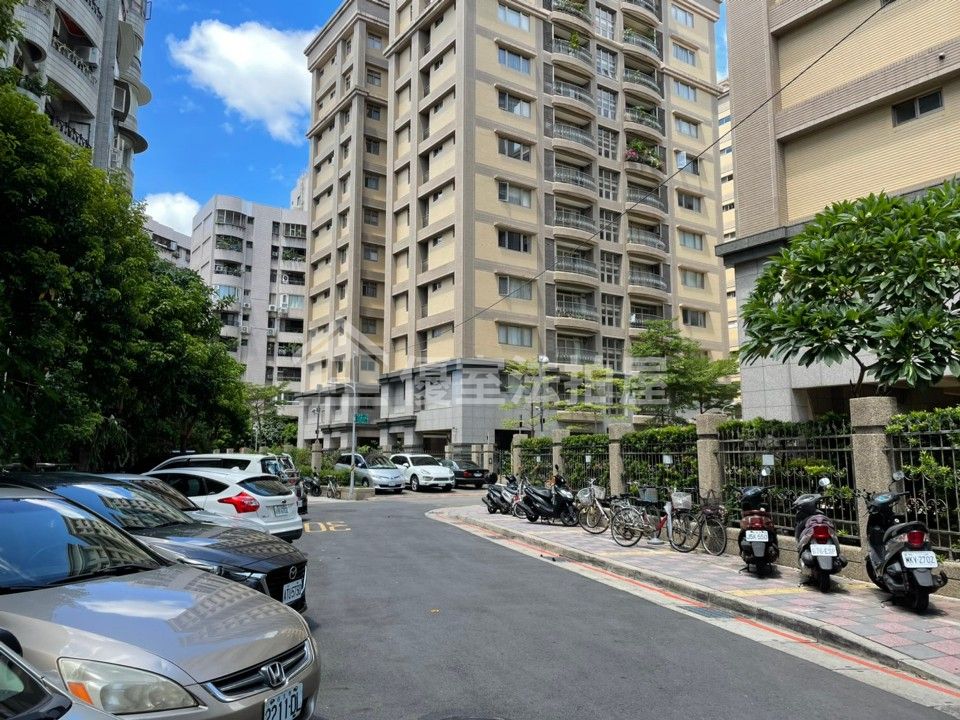 Uhomes