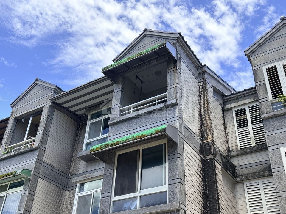 Uhomes