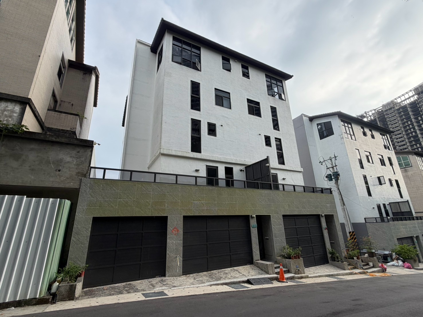 Uhomes