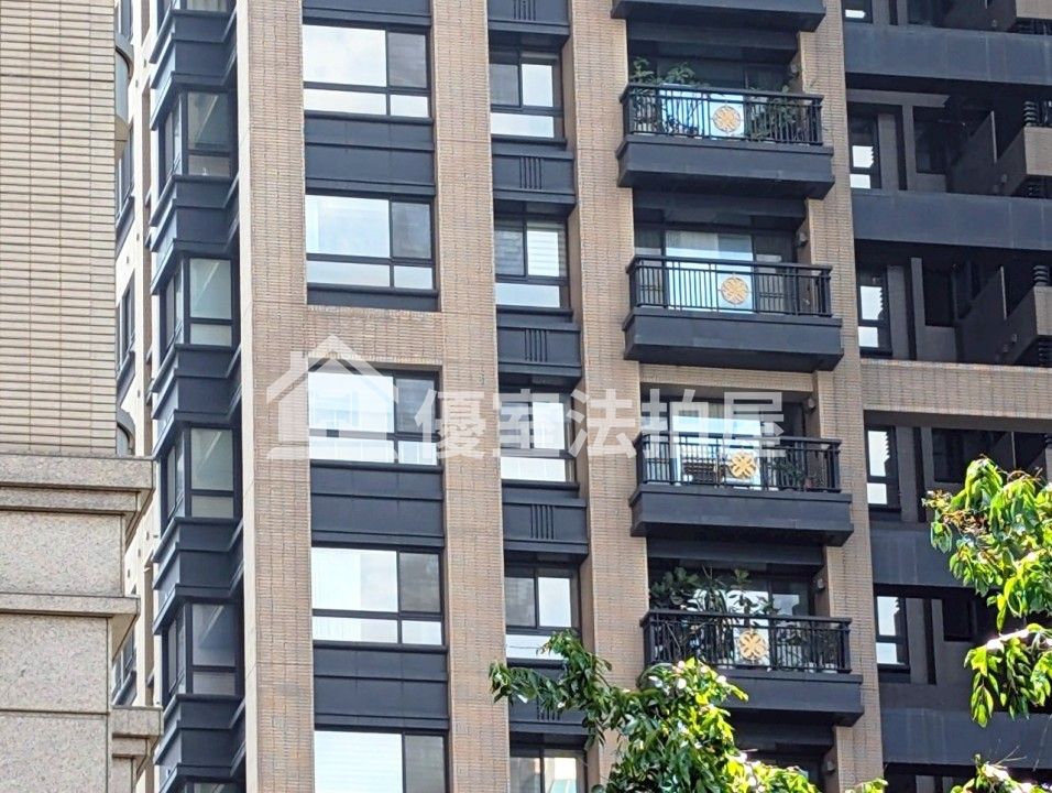 Uhomes