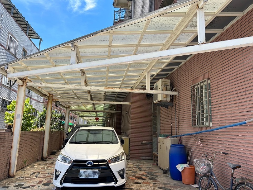 Uhomes