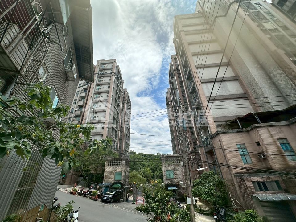 Uhomes