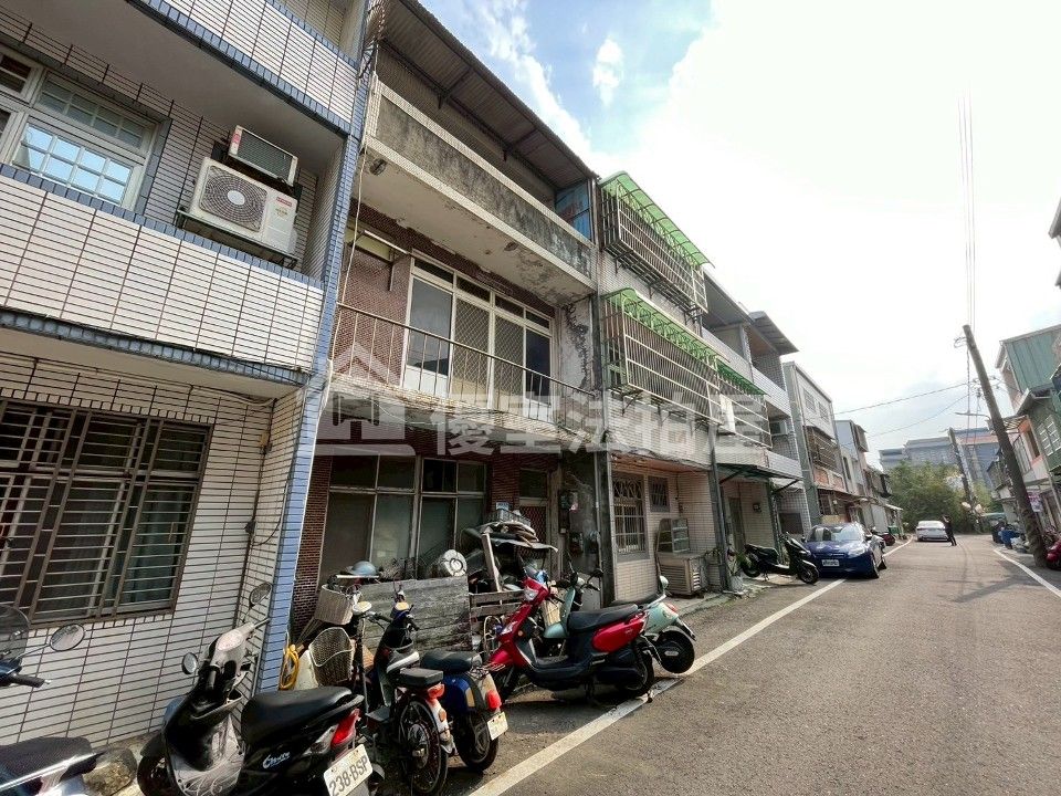 Uhomes