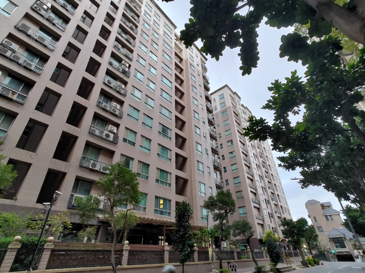 Uhomes