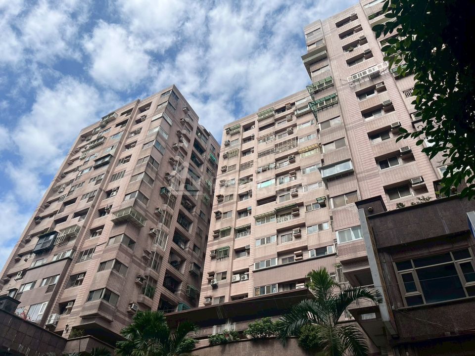 Uhomes