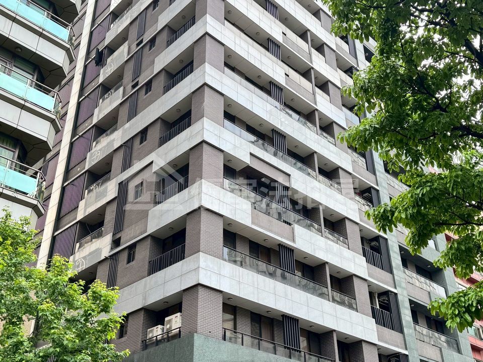 Uhomes