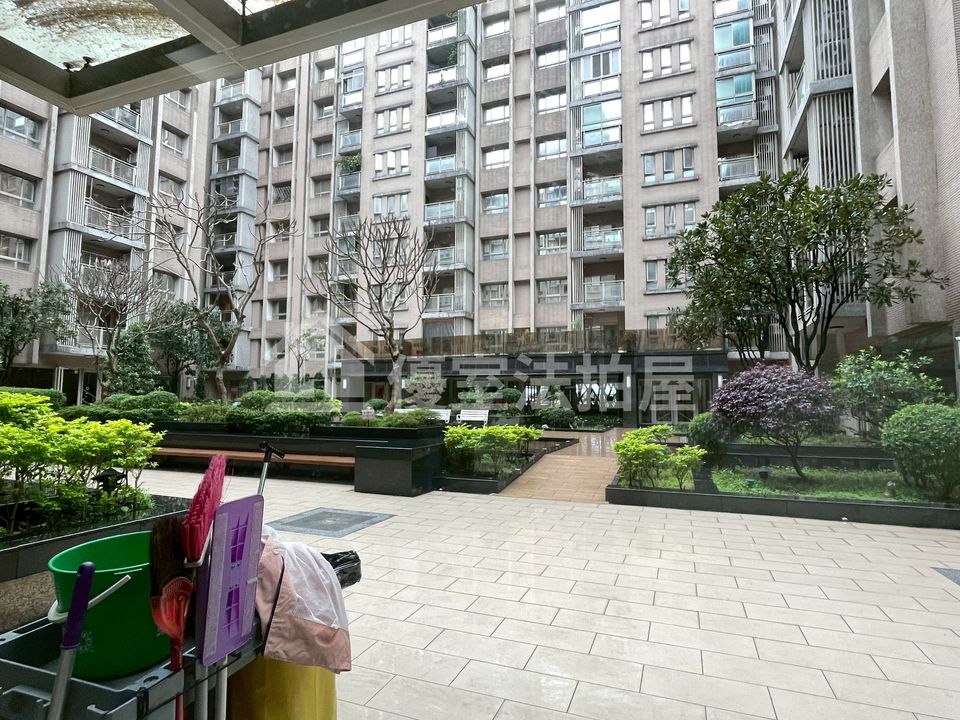 Uhomes