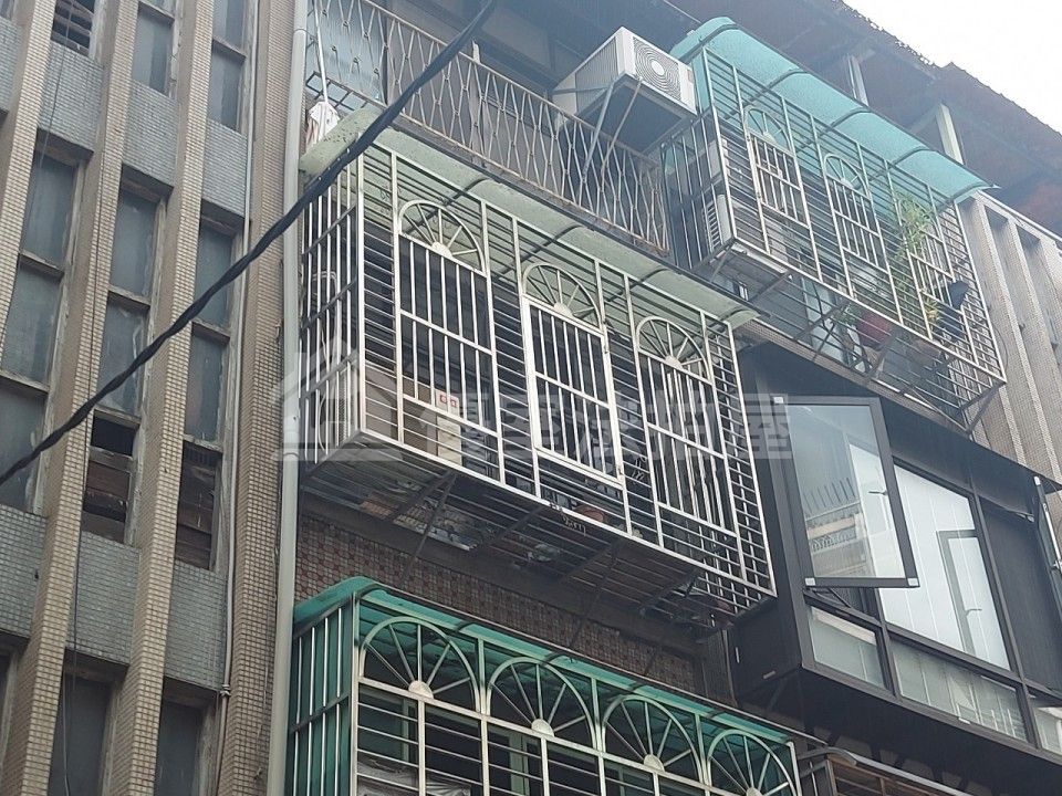 Uhomes