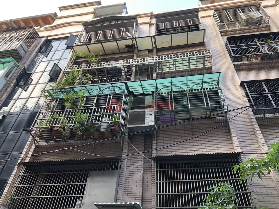 Uhomes