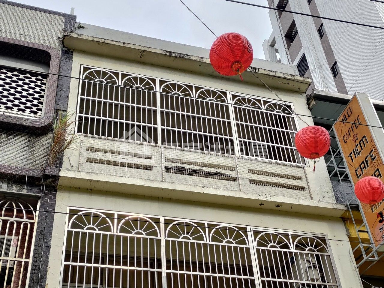 Uhomes