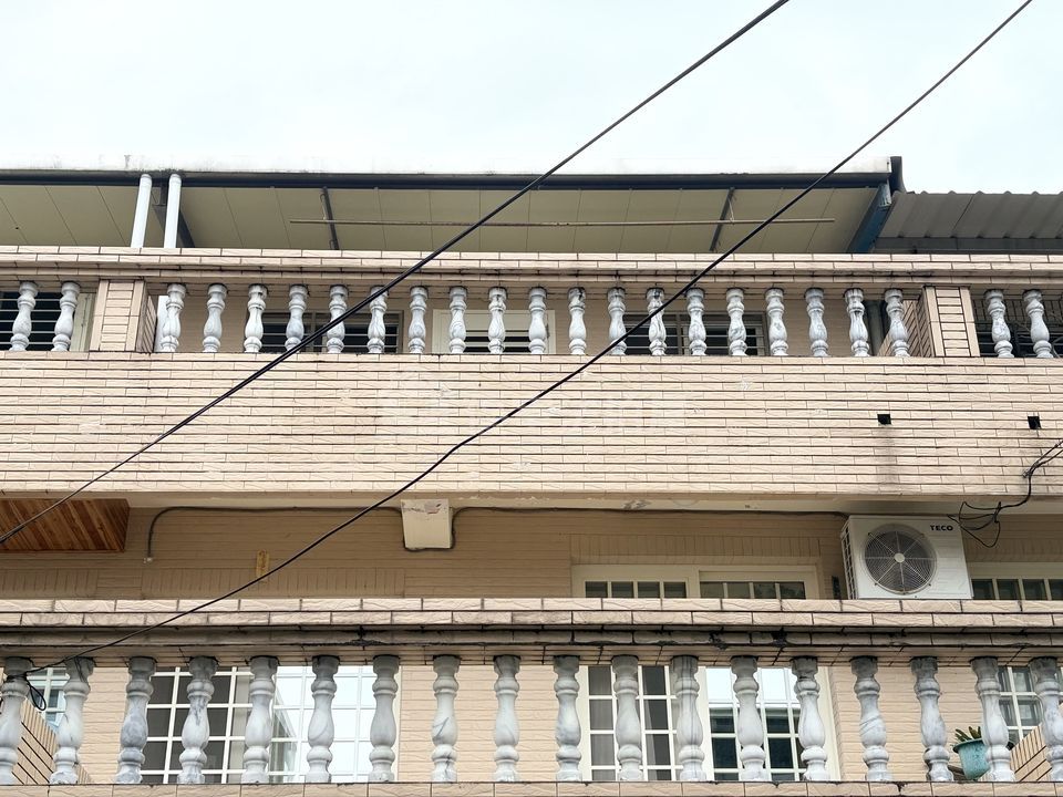 Uhomes