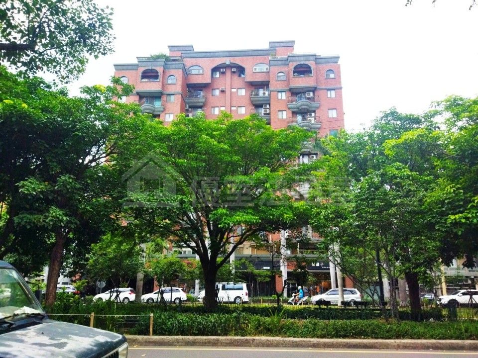 Uhomes