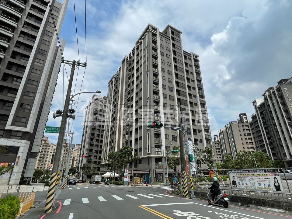 Uhomes