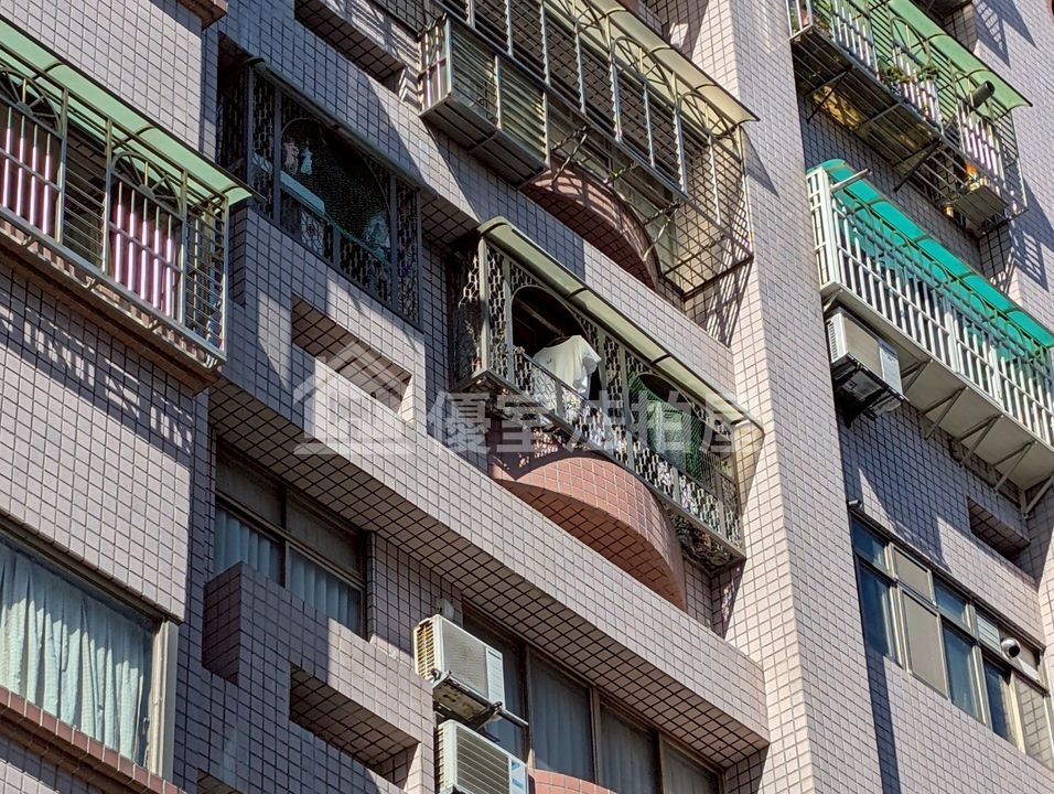 Uhomes