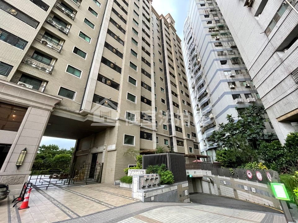 Uhomes
