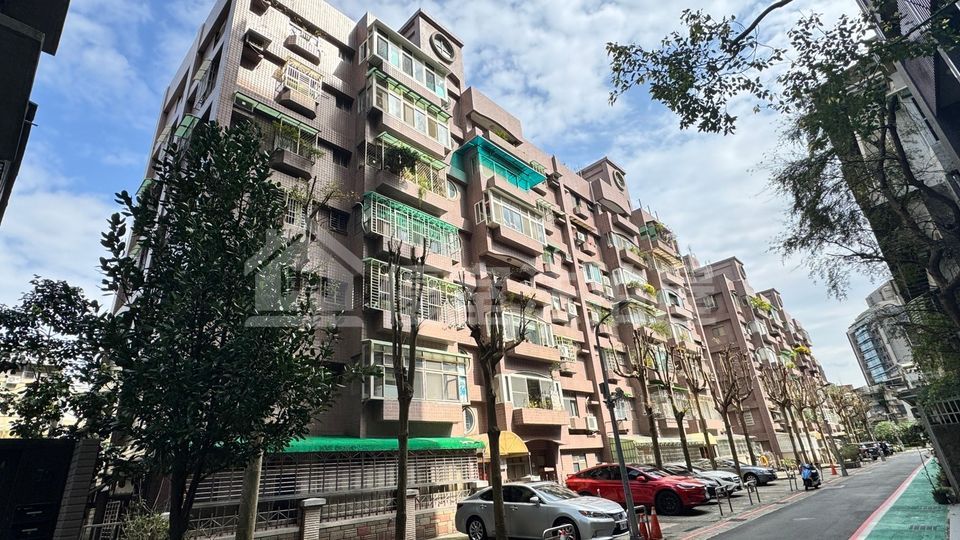 Uhomes