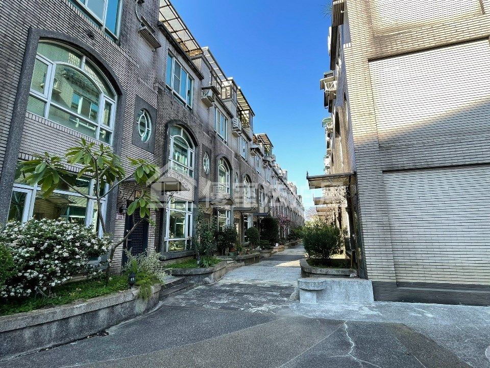 Uhomes